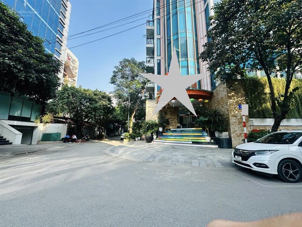 Bán tòa văn phòng k/v cầu diễn 290m, 8 tầng, hầm để xe, vỉa hè, 4 ô tô tránh đậu ngày đêm, 89 tỷ.