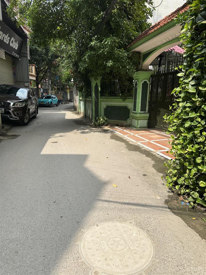 Bán đất cầu diễnđhcn 74m, mặt tiền siêu rộng, ngõ ô tô tránh, 7 chỗ vào đất, chỉ hơn 10 tỷ.