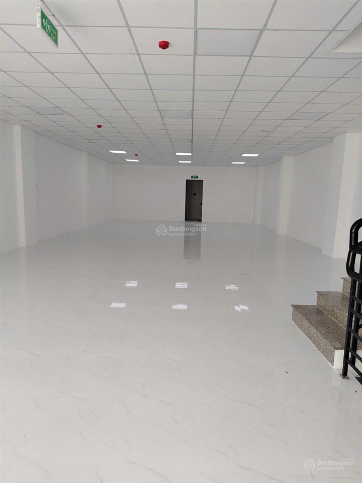 Cho thuê tòa nhà sd 1600m2, mt đường trần hưng đạo gần đh cần thơ