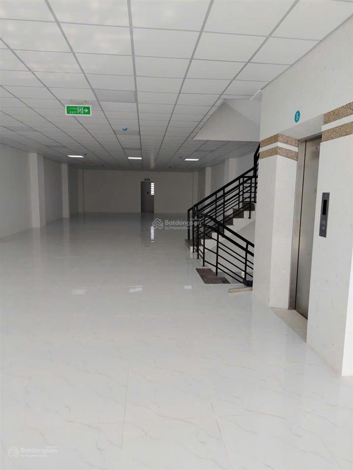 Cho thuê tòa nhà sd 1600m2, mt đường trần hưng đạo gần đh cần thơ