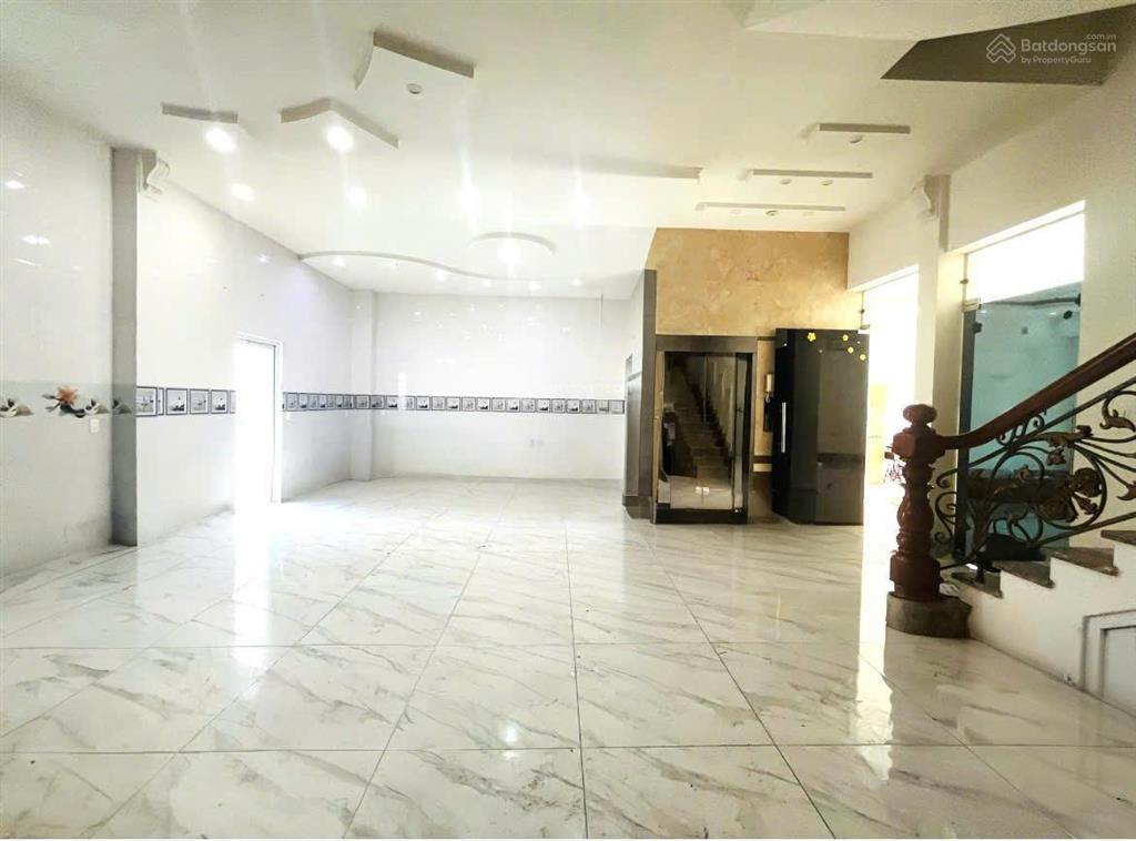 Cho thuê mặt tiền lý thái tổ  ngang 10m dtsd 720m² (thích hợp ngân hàng  công ty)