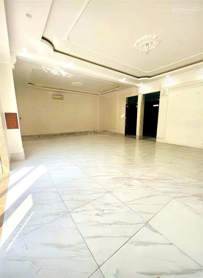 Cho thuê mặt tiền lý thái tổ  ngang 10m dtsd 720m² (thích hợp ngân hàng  công ty)