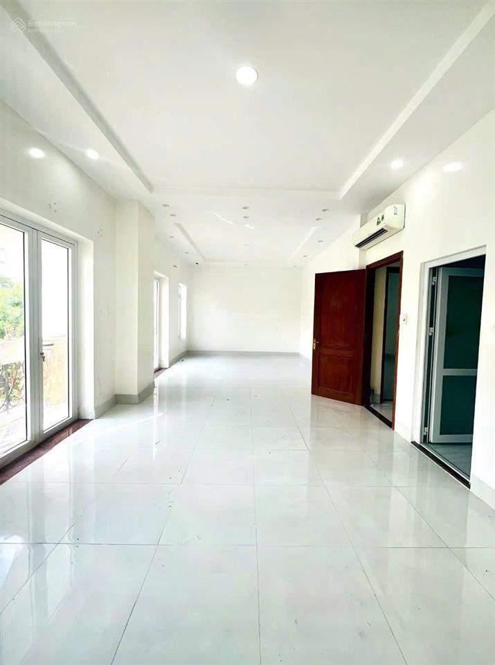 Cho thuê văn phòng 720m², mặt tiền lý thái tổ (có thang máy) chỉ 50tr/tháng ngang 10m