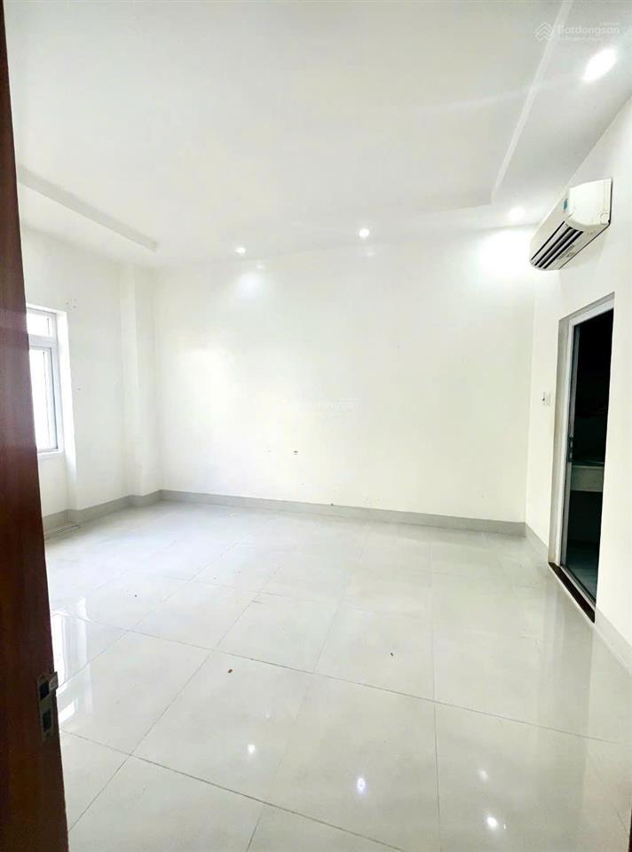 Cho thuê văn phòng 720m², mặt tiền lý thái tổ (có thang máy) chỉ 50tr/tháng ngang 10m