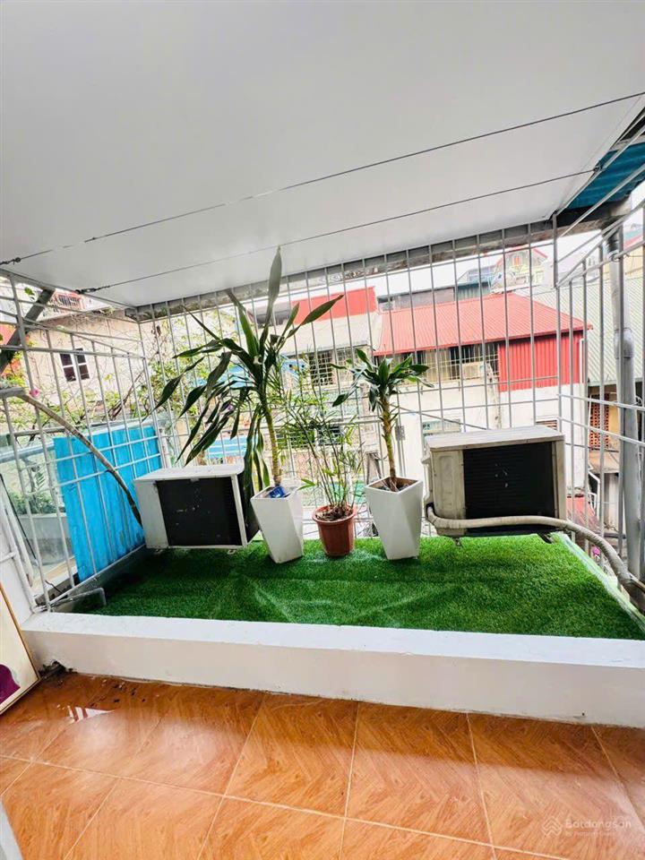 Tập thể thủy lợi, khương thượng, tầng 2, 75m2, (19 m2 sổ), 3 ngủ, 3. x tỷ