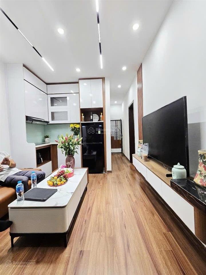Tập thể chùa láng, đh ngoại thương, t2, 65m2 (28m2 sổ) 2 ngủ, nhỉnh 3 tỷ