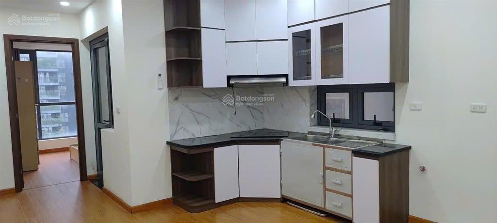 Cho thuê chung cư láng hạ, 60m2, 2 ngủ, chỉ 16 triệu/tháng.
