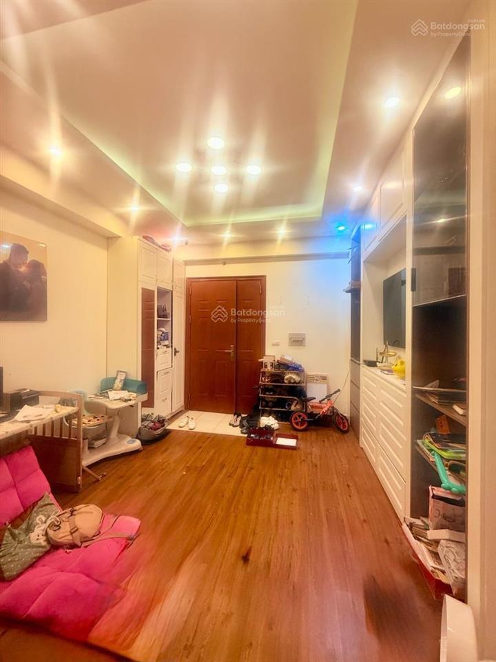 Bán chung cư 187 nguyễn lương bằng, 66 m2, 2 ngủ, chỉ 6.x tỷ.