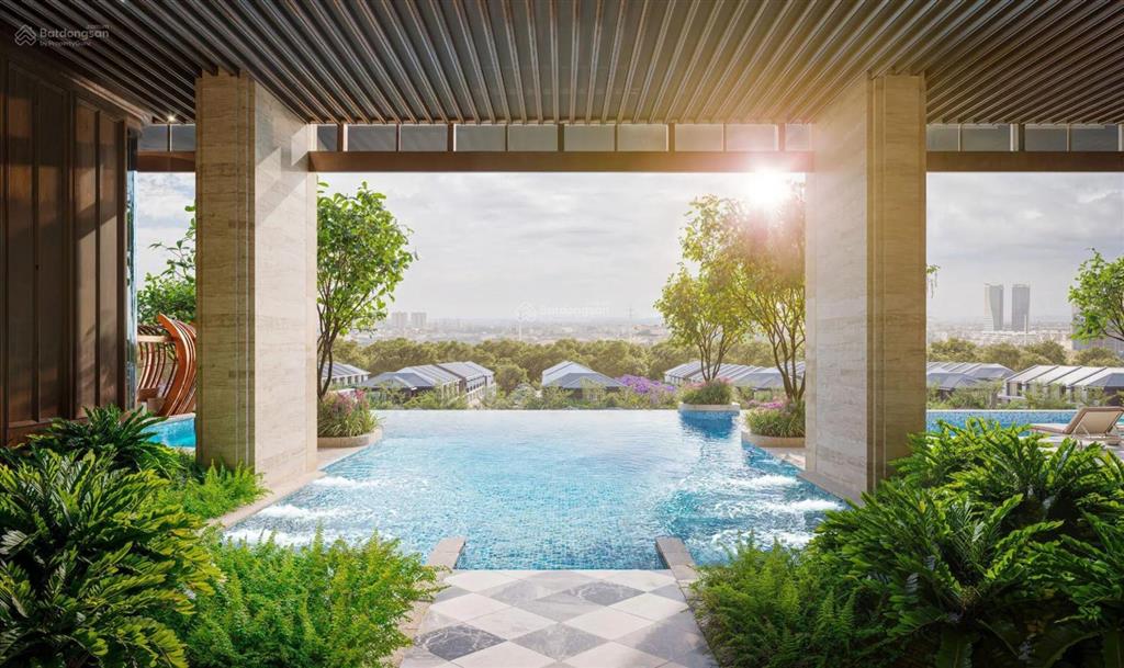 Bán căn parc régent  park city căn lô góc 135 m2, 3pn (01 slot xe định danh). chỉ 14 tỷ.