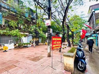 Tập thể vĩnh hồ, thái thịnh, tầng 2, 60 m2 (36 m2 sổ đỏ) 2 ngủ, nhỉnh 4 tỷ.