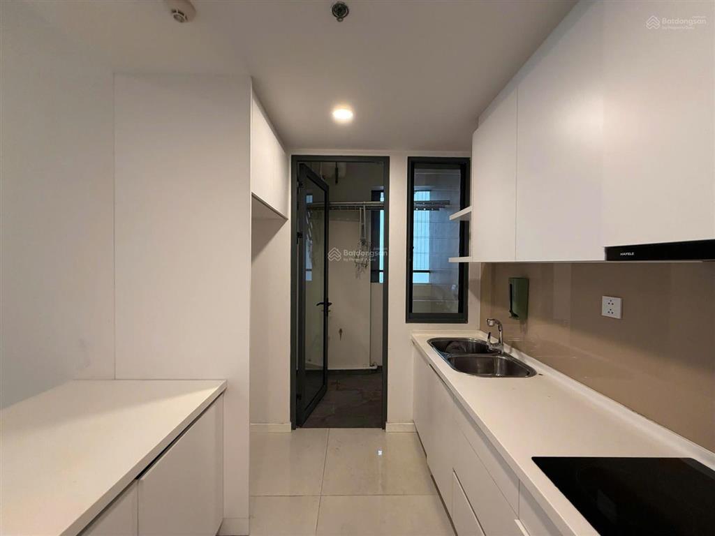 Bán chung cư kiara park city, 108 m2, 3 phòng ngủ, chỉ 9.x tỷ/ tháng