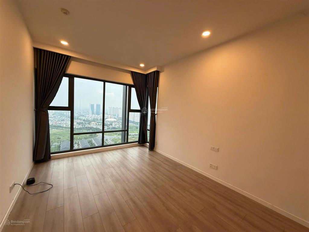 Bán chung cư kiara park city, 108 m2, 3 phòng ngủ, chỉ 9.x tỷ/ tháng