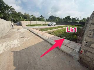 Tài chính chỉ nhỉnh 1 tỷ các bác đã có 1 lô đất xe 81m2, đường xe 7 chỗ chạy thoải mái
