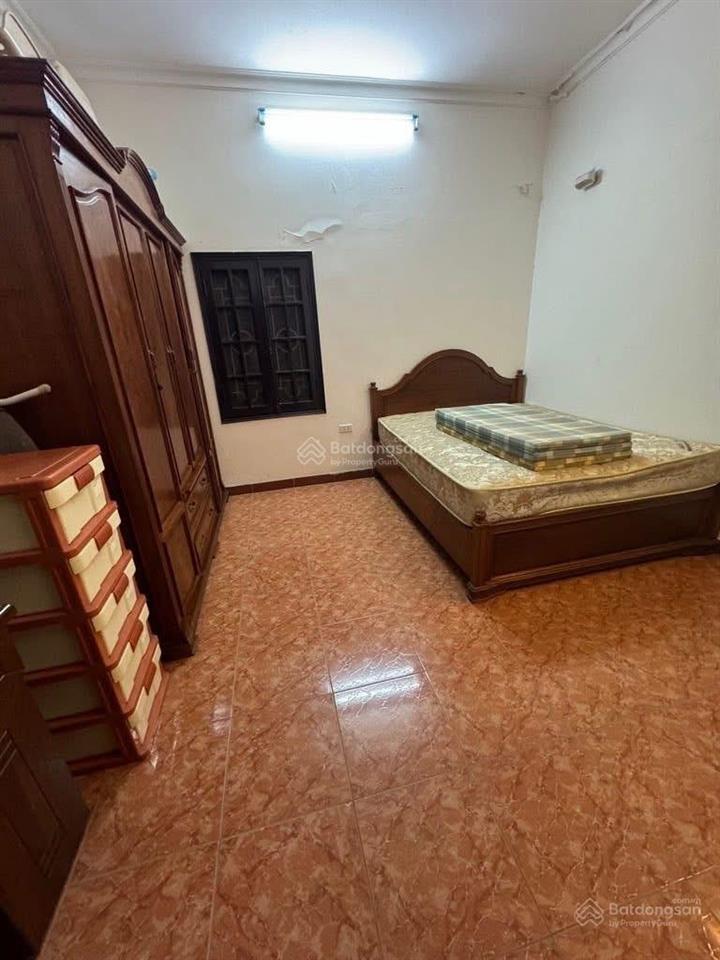 Cần bán gấp nhà đội cấn ba đình dt 50 m 4 tầng mặt tiền siêu rồng oto vào nhà hai thoáng trước sau