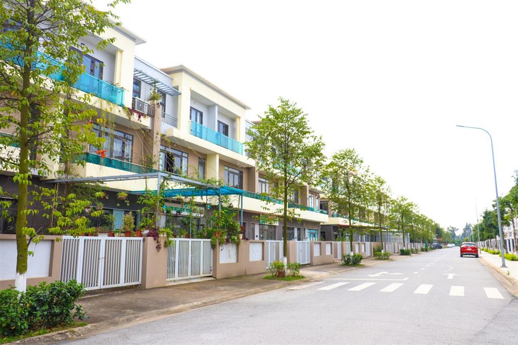 Rổ hàng vsip đầu tư nhà phố 7 tỷ/75m2, sổ riêng, căn đẹp, công chứng ngay