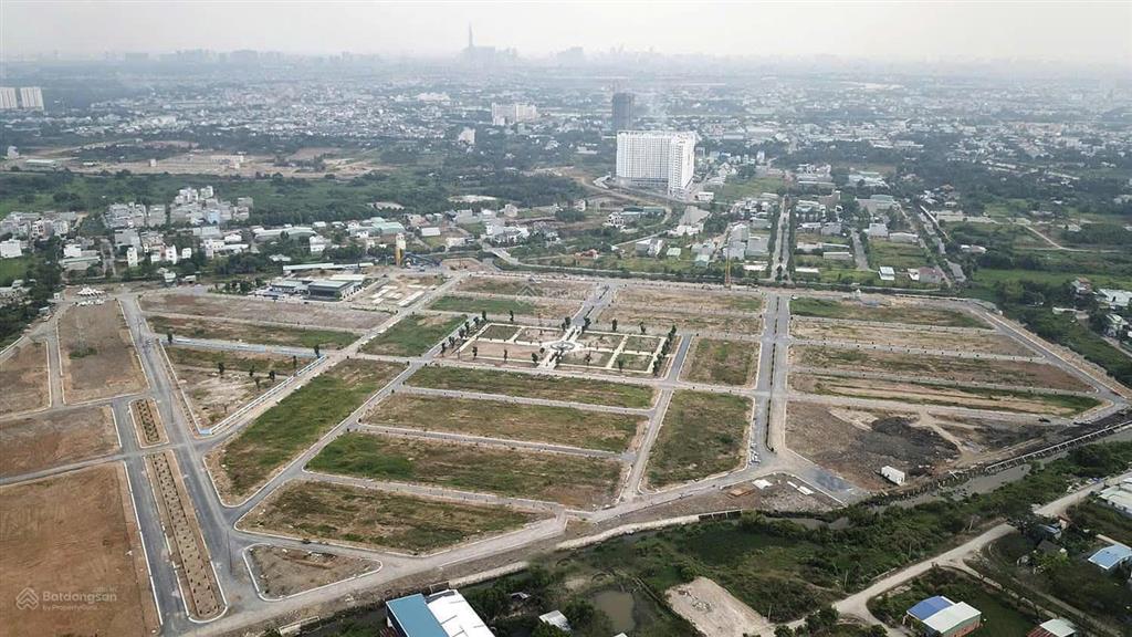 Bán đất ngô chí quốc  sổ hồng riêng, giá 3.050 tỷ
