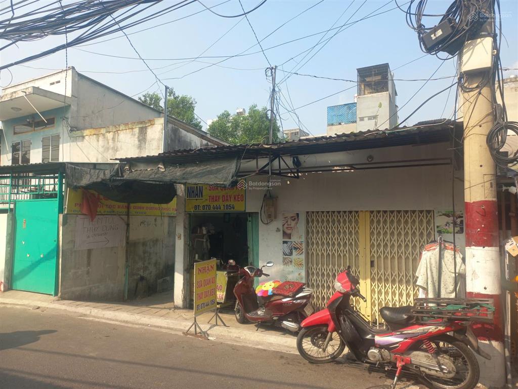 Bán nhà 1 sẹc gần quốc lộ 13  cách quốc lộ 13 đúng 5m