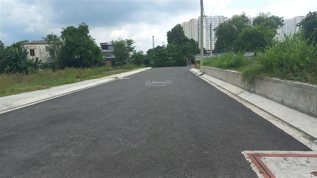 [ đất ql13  thủ đức ]  [ mặt tiền đường 20m ]  [ sát metro ]  [ ck tốt ]