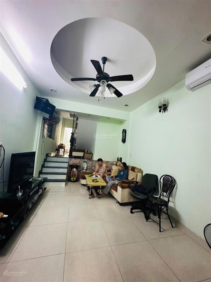 Thống nhất nhà 3 lầu sân thượng 4pn 3.5x14m 5.15 tỷ