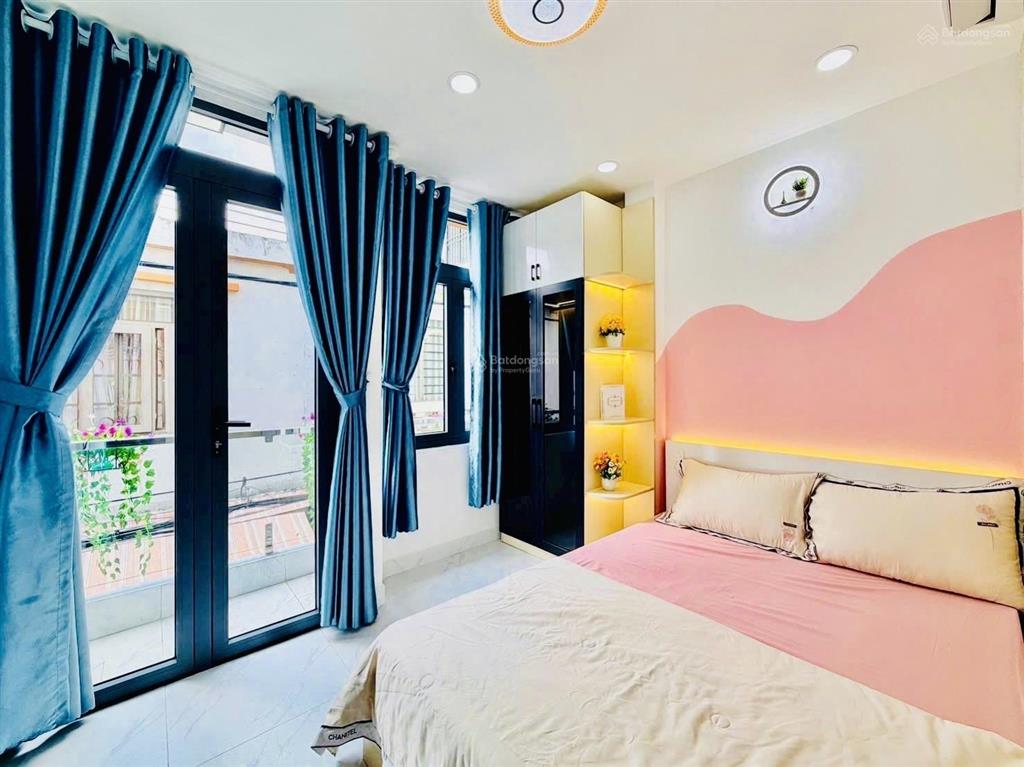 Ngay emart2, hẻm gần 4m, 3 tầng, full nội thất, 3pn, dtsd 100m2  4.86tỷ