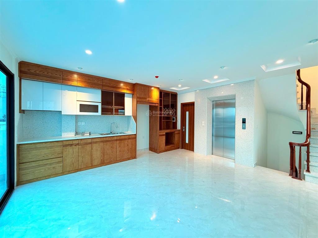 Bán nhà 8 tầng thang máy lô góc 2 thoáng phố thành tháiô tô tránhdt48m mt5.7mgiá 22.3 tỷ