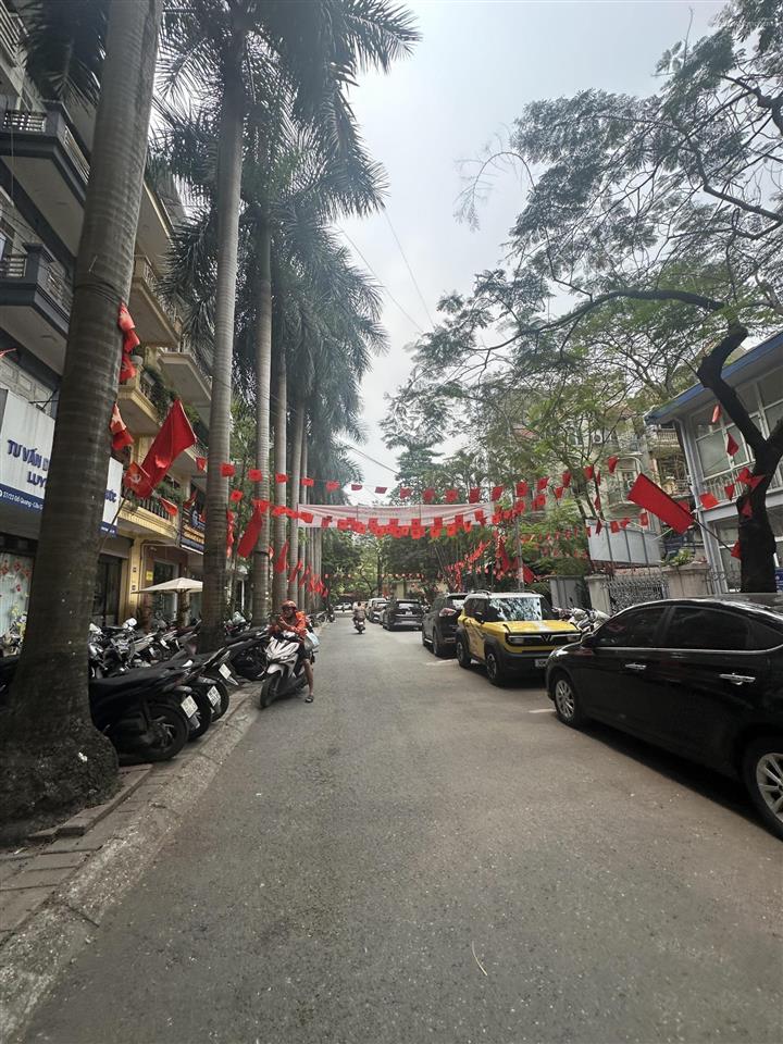 Bán nhà thanh xuânphân lô vỉa hè ô tô tránh dừng đỗ dân trí cao dt55m 5 tầngmt4mgiá 23 tỷ