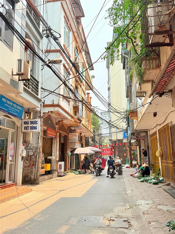 Bán nhà phố thái thịnhô tô vào nhàkd sầm uất2 thoáng trước saudt55m5 tầng30m ra phố19.x tỷ