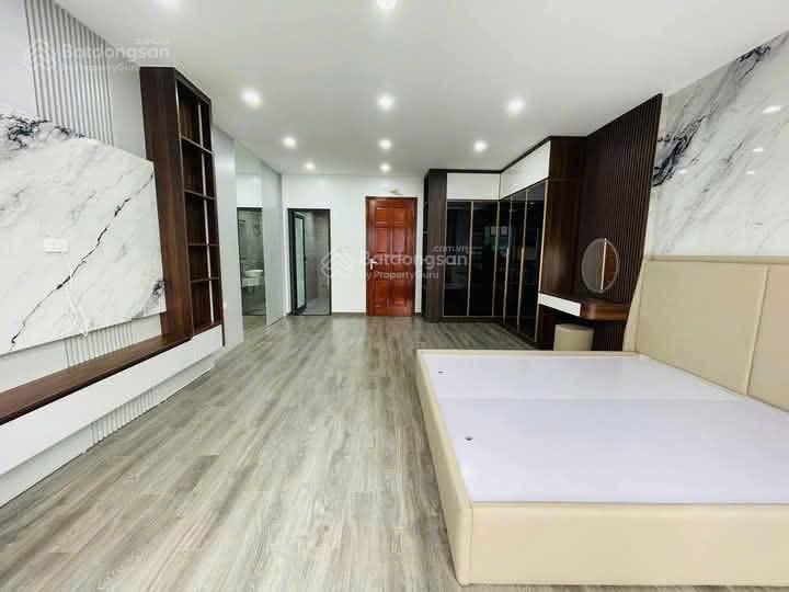 Bán nhà đẹp tây sơntrường chinhô tô vào nhà,kd nhộn nhịpdt52m 7 tầng thang máymt4.6m21.x tỷ
