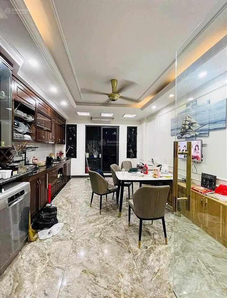 Bán nhà phố yên lãng, phân lô cán bộ2 thoángôtô vào nhà  cách phố 20m. dt 46m24 tầngchỉ 15 tỷ
