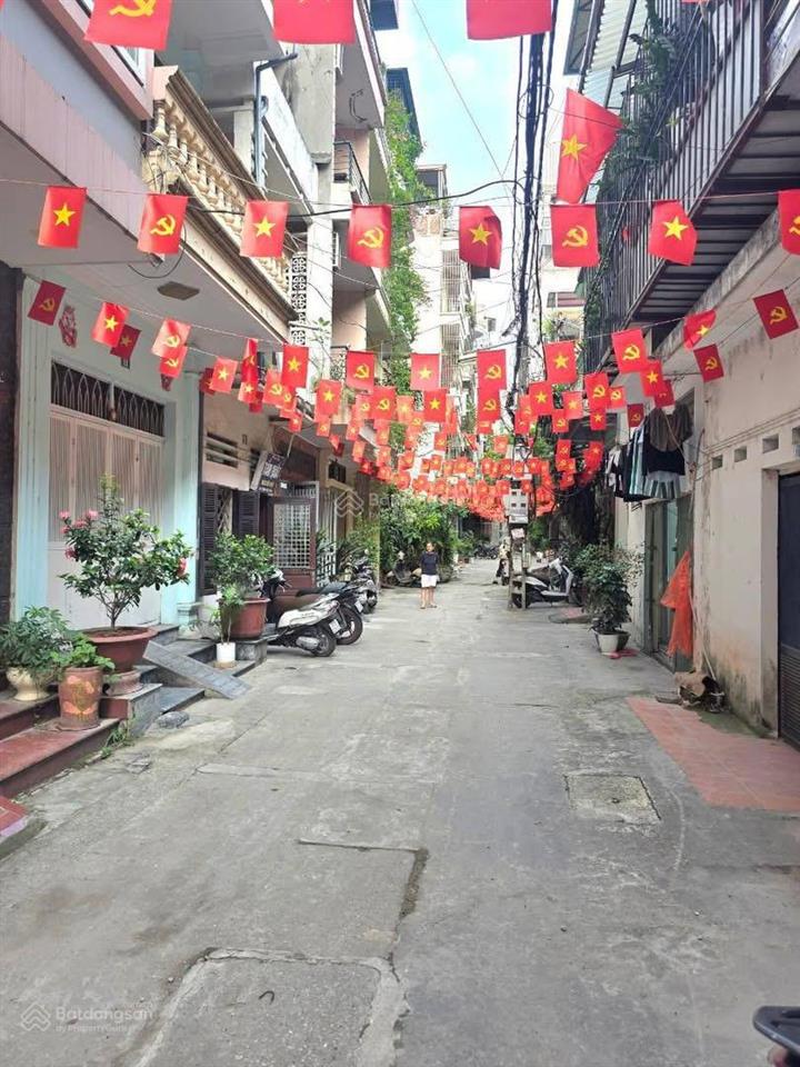 Bán nhà phố nghĩa tân  phân lô  ô tô tránh 7 chỗ vào nhà  ngõ 6m dt48m 4 tầng16.9 tỷ