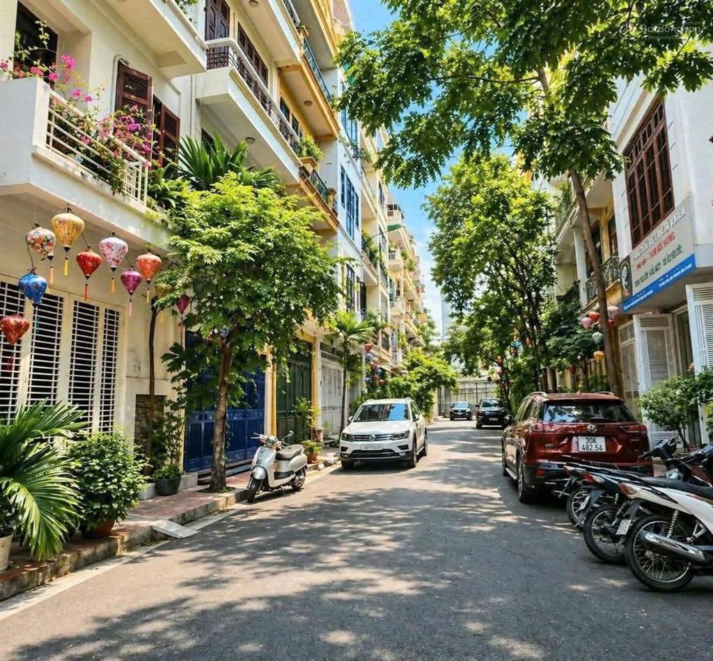 Bán nhà phân lô trần quang diệu ô tô tránh 2 thoáng sát hồ dt55m 5 tầngmt4.2mhơn 20 tỷ