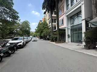 Bán nhà phố trần quang diệuphân lô ô tô tránhz kdvpdân trí caogần vườn hoadt48m5 tầngmt4.2m