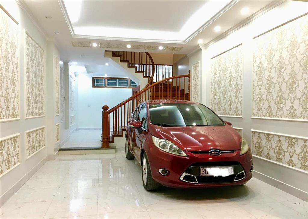 Bán nhà phố nguyễn chí thanh,ô tô vào nhà  15m ra mặt phốdt45m 5 tầng  mt4m nhỉnh 18 tỷ