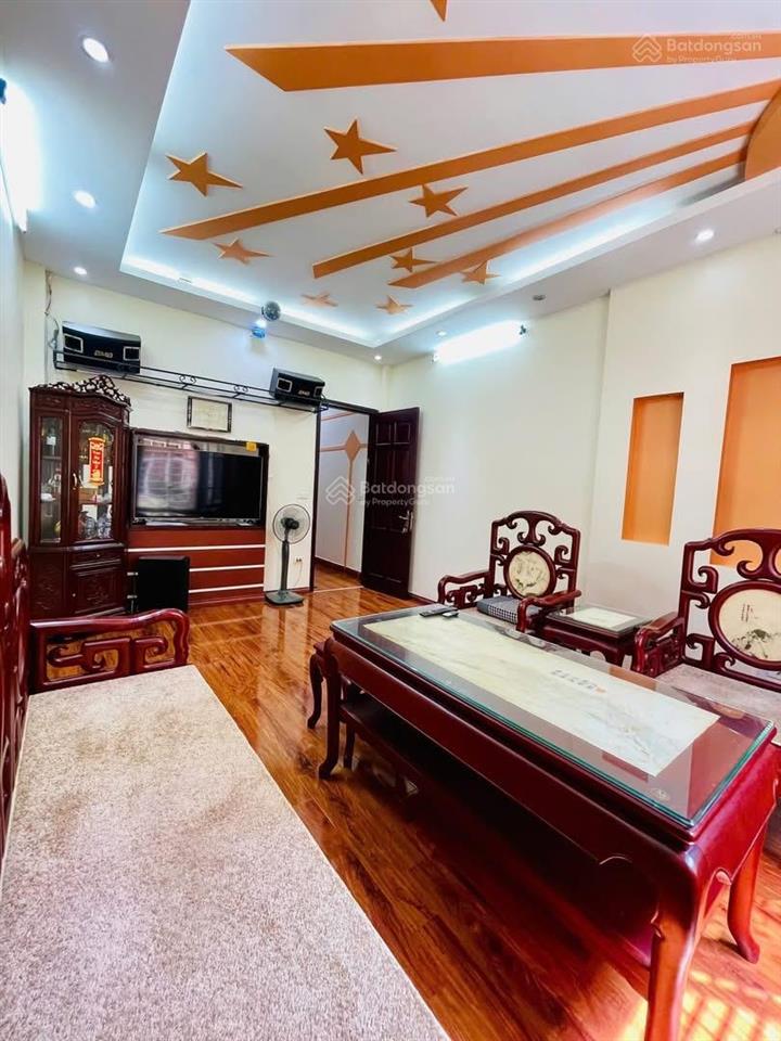 Bán nhà phố hoàng cầu kinh doanh ô tô tránh 2 mặt tiền dt65m5 tầngmt4.3m3mgiá  24 tỷ