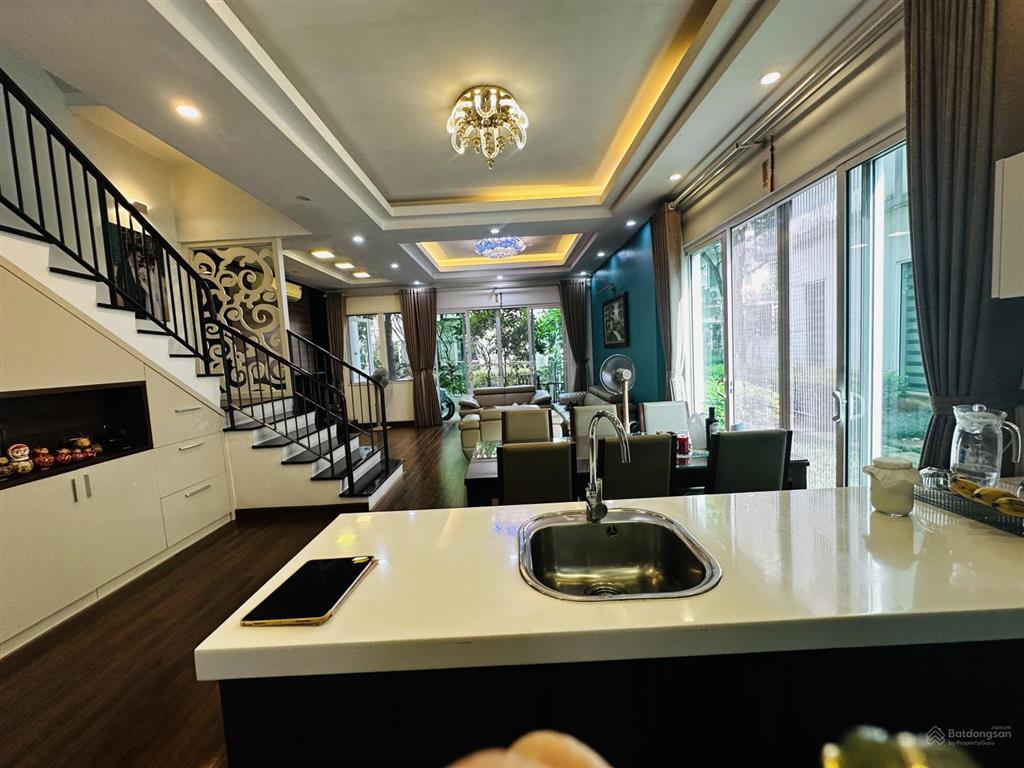 Bán liền kề nadyne gardens parkcity hà đông120m4 tầngmt6m 3 mặt thoángkhu đt đáng sống42.5 tỷ