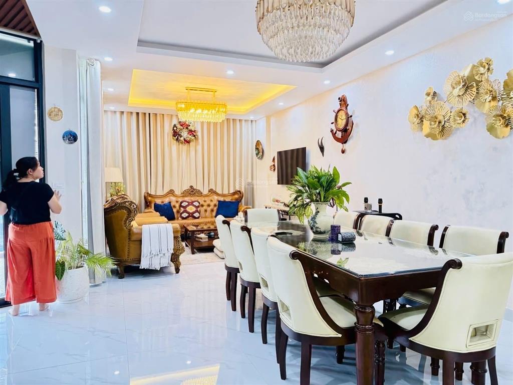 Bán tòa 8 tầng lô góc nguyễn khánh toànview công viênkd đt112mmt11mnhà đẹp hiện đại66,8 tỷ