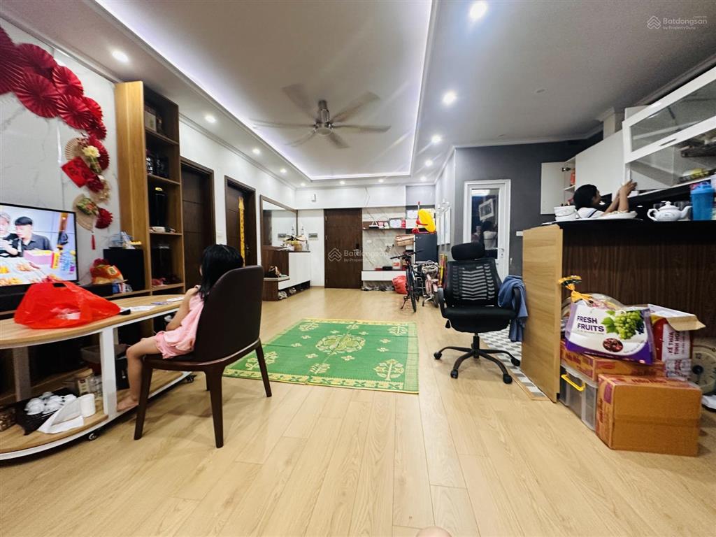 Bán chung cư 17t10 nguyễn thị địnhdt78m 2 ngủ 1vs , nhà đẹp,có thể sửa thành 3 ngủ giá 7.46 tỷ