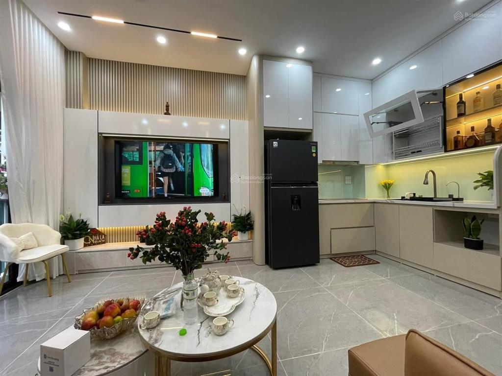 Bán nhà phố láng hạ, vỉa hè ô tô tránhkdvpở sướng48m 6 tầng thang máynhà mới 2 thoáng 20,3 tỷ