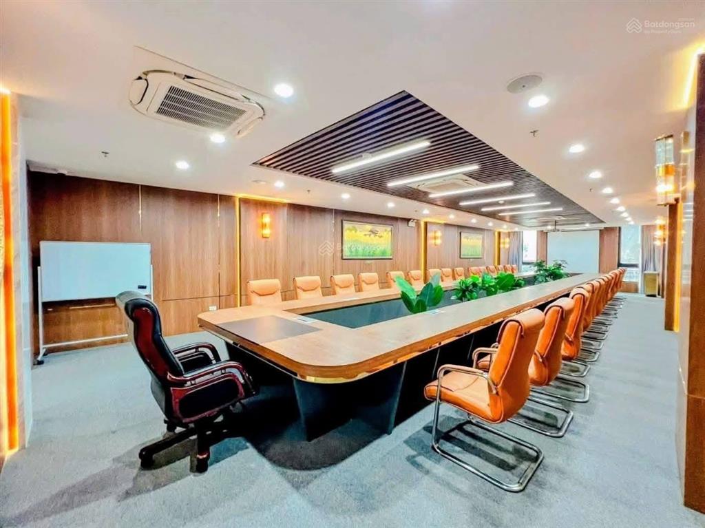 Siêu phẩm 8 nổi 1 hầm, lô góc, tòa văn phòng vip lê văn lương, dòng tiền 1.8 tỷ/năm 110mmt12.5m