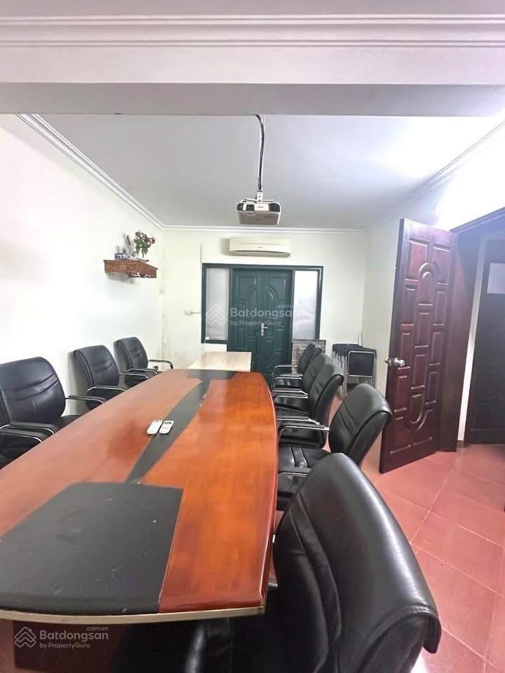 Bán nhà mặt phố trung yênlô góc mặt tiền 18mvỉa hè rộng dt94m5 tầngkd đa dạnggiá nhỉnh 50 tỷ