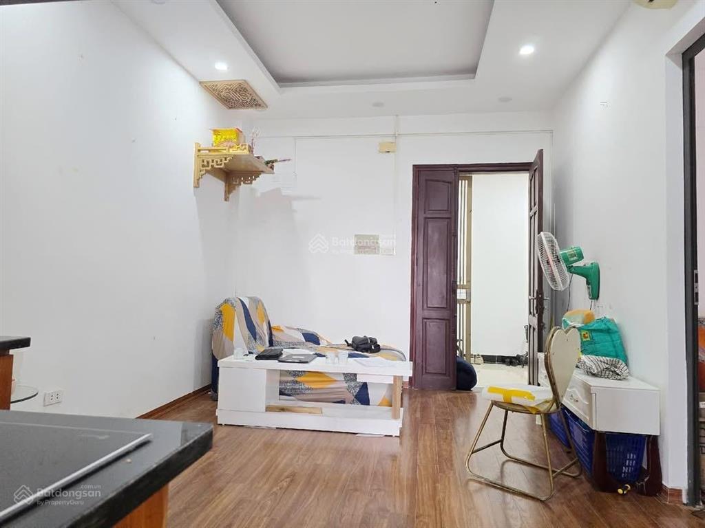 Chỉ 3 tỷ 2 ngủ chung cư kđt nam trung yên  dt 40m2  nhà đẹp xách vali về ở ngay