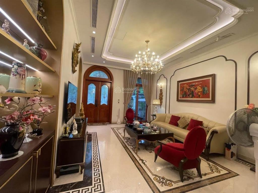 Bán biệt thự mộc lan vinhomes greanbay155m26 tầng thang máymt bề thếthiết kế cực đẹpgiá 119 tỷ