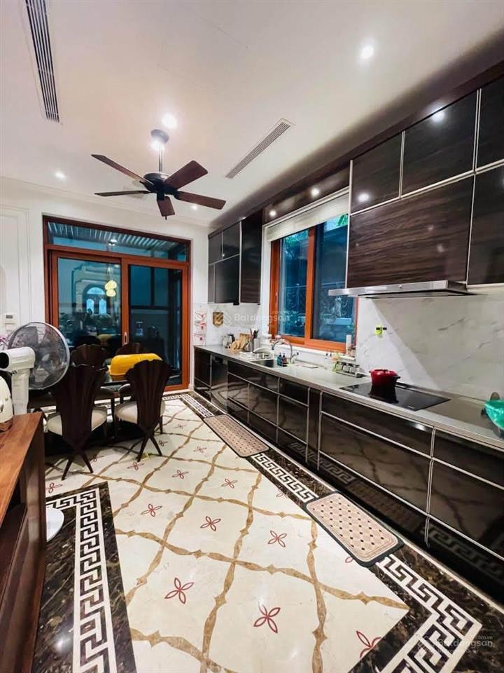 Bán biệt thự mộc lan vinhomes greanbay155m26 tầng thang máymt bề thếthiết kế cực đẹpgiá 119 tỷ