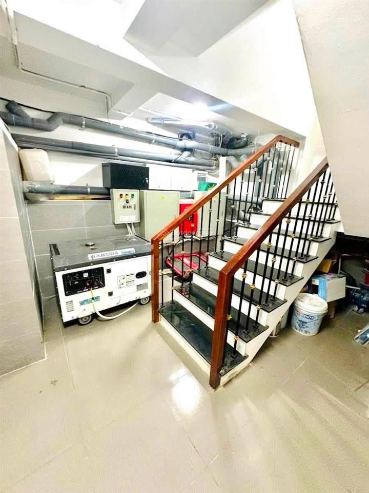 Bán tòa nhà 9 tầng phố thái hàdòng tiền 160 triệu/thángthiết kế đẹp hiện đạidt142m mt7m96 tỷ