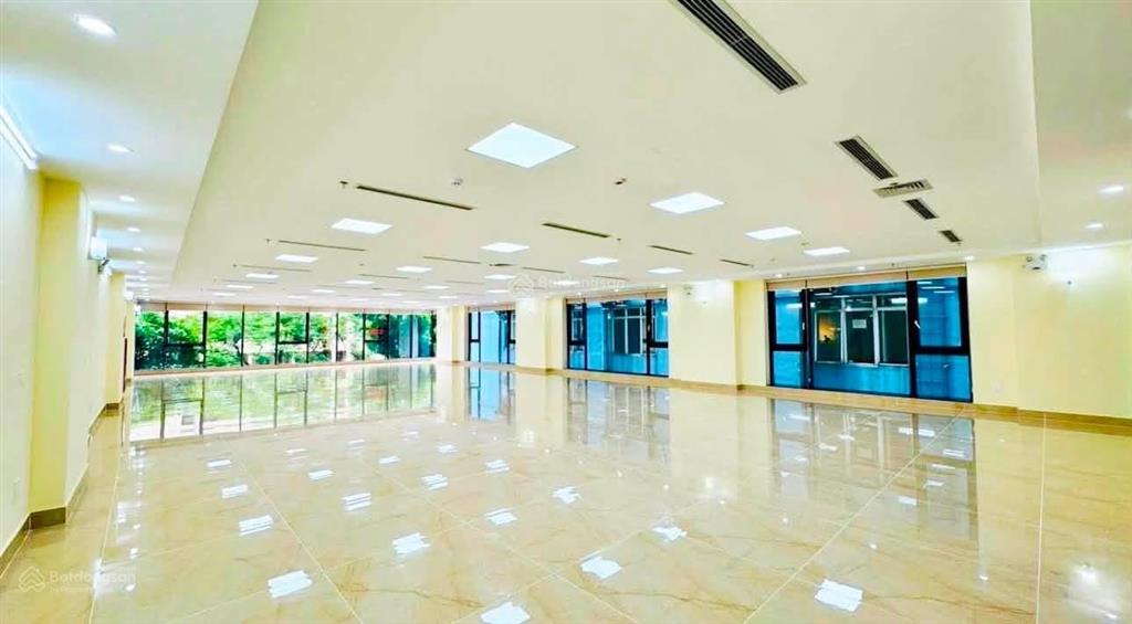 Bán tòa nhà 9 tầng phố thái hàdòng tiền 160 triệu/thángthiết kế đẹp hiện đạidt142m mt7m96 tỷ