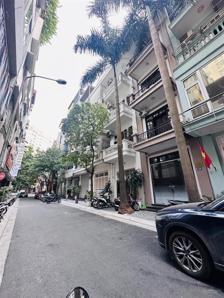 Bán nhà phố trần quang diệulô góc 2 mặt tiền bề thếdt80m5 tầng mt7mvị trí đắc địa47.8 tỷ