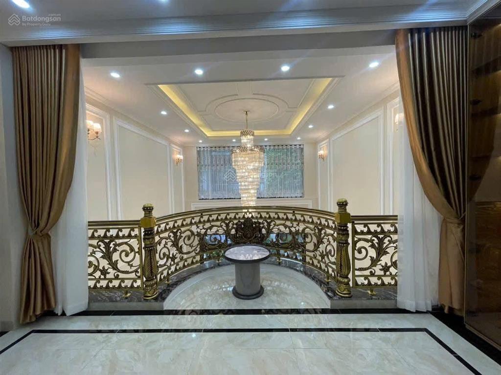 Bán nhà phố cát linh85m26 tầng thang máyô tô tránhthiết kế hiện đại2 mặt thoáng23.8 tỷ