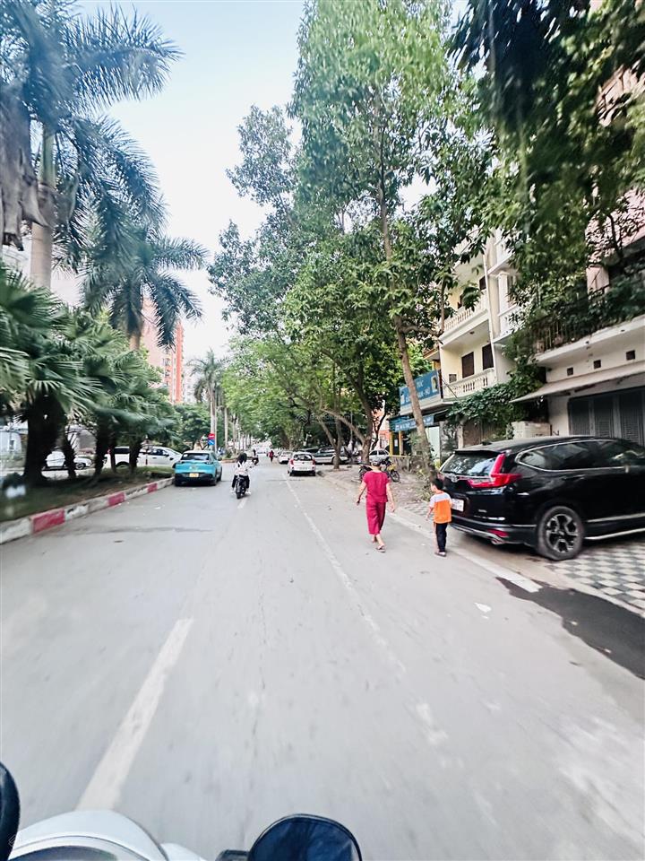 Bán nhà liền kề kđt văn quán lô góc 2 mặt tiền rộngdt117m 4 tầng mt23m view thoáng sáng