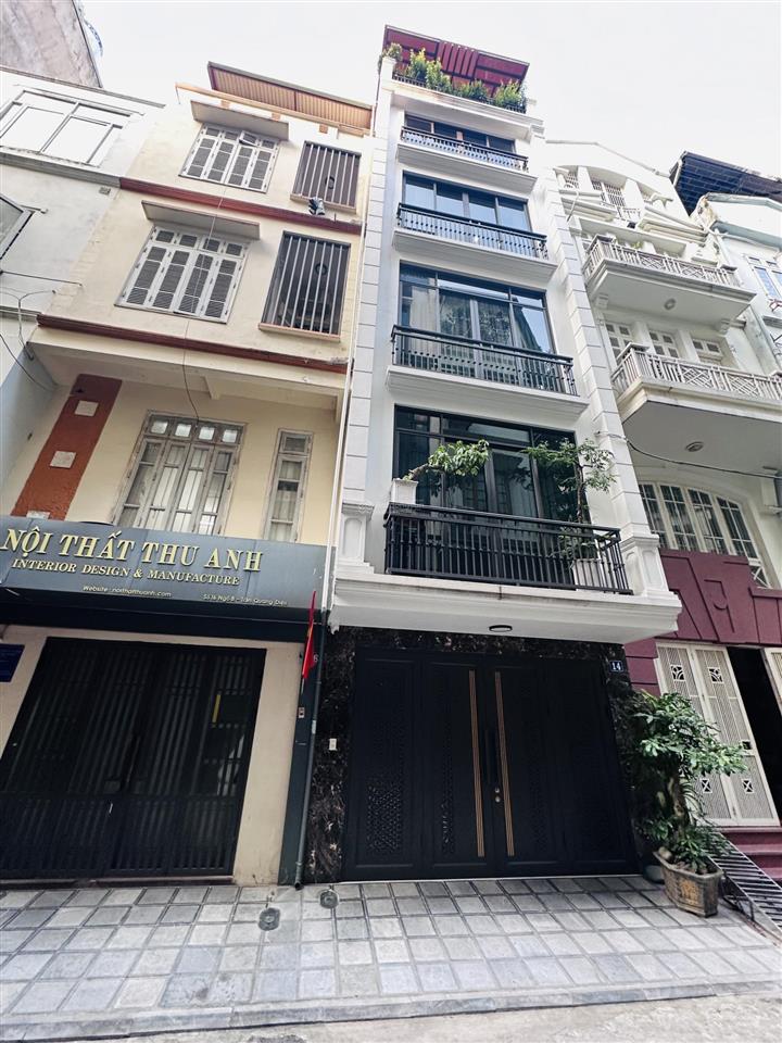 Bán gấp nhà phố hoàng cầuchỉ 30m ra mặt phốô tô vào nhàdt65m5 tầngmt5m21.x tỷ