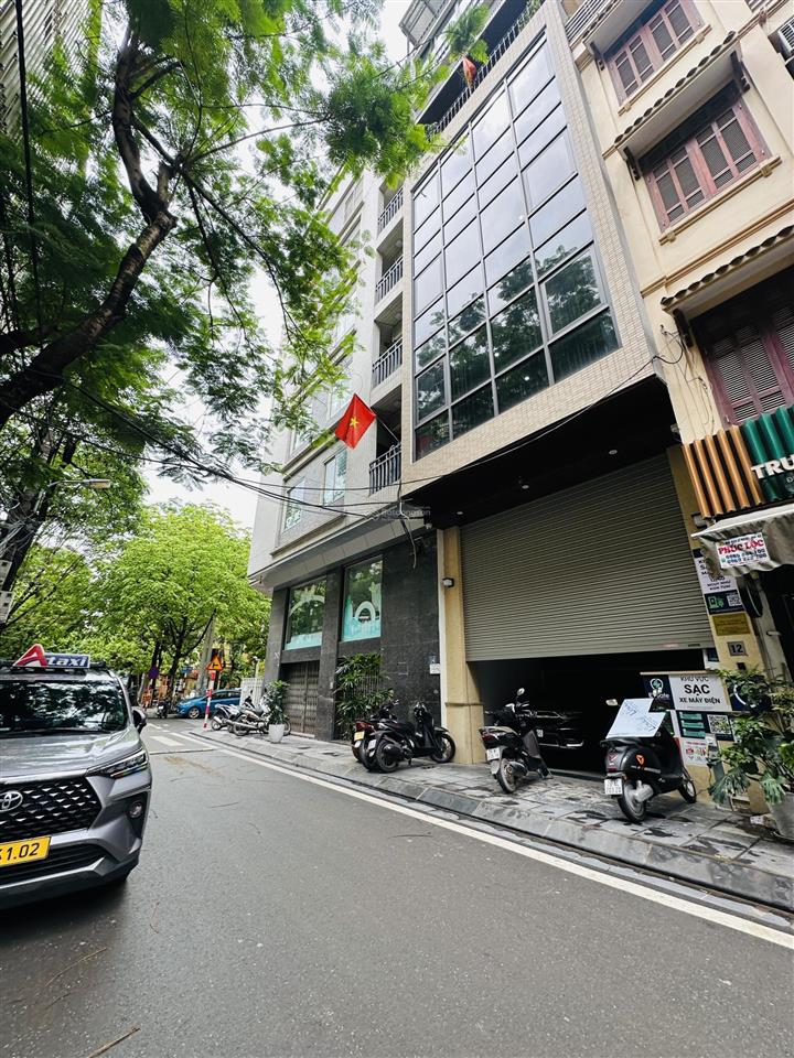 Bán gấp nhà phố trung kính66m27 tầng thang máymt4.5mô tô tránhgần phố27.3 tỷ